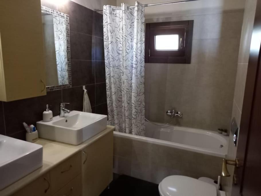 Villa The Villea - 5 Bed House In *